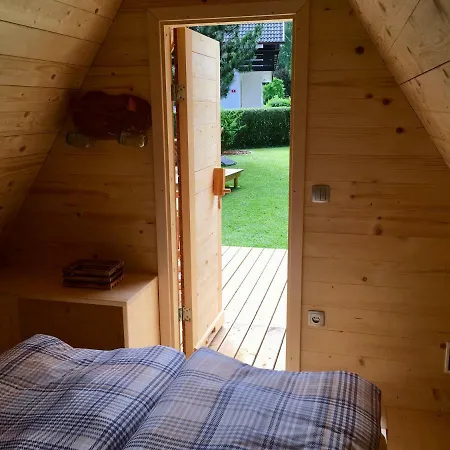 Glamping J-max Bled
